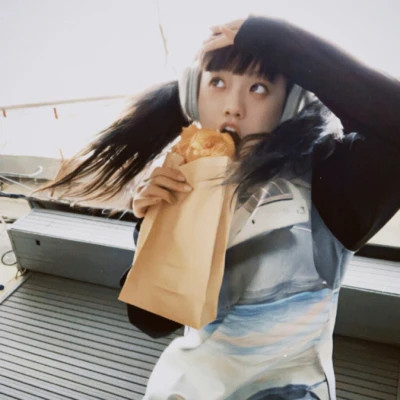 胶片高级感女头高清