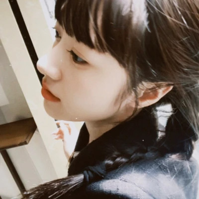 胶片风格头像女高清
