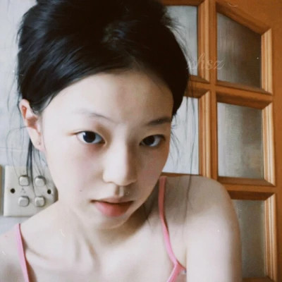 头像女高级胶片真人高清
