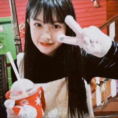 头像女高级胶片真人高清
