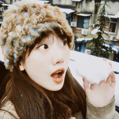 头像胶片风格女生真人高清