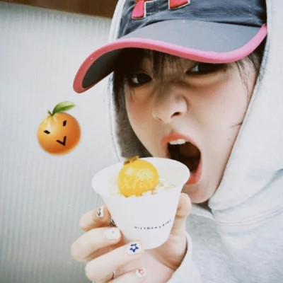 头像胶片风格女生真人高清