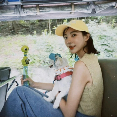 头像胶片风格女生真人高清