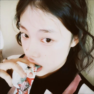 漂亮女生头像胶片高清