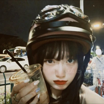 好看女生头像胶片质感真实