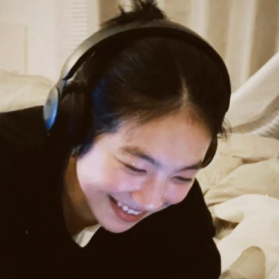好看女生头像胶片质感真实