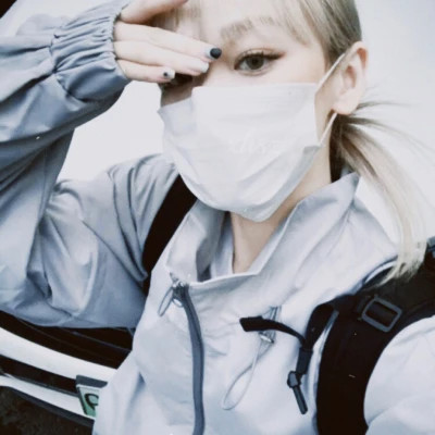 女生头像旧胶片真人高清