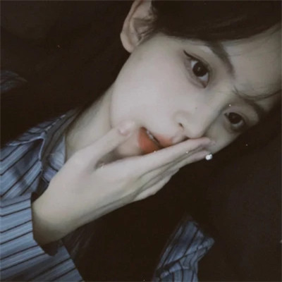 真人优质感女头像高清