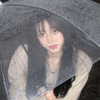 2025年的女生头像真人单张