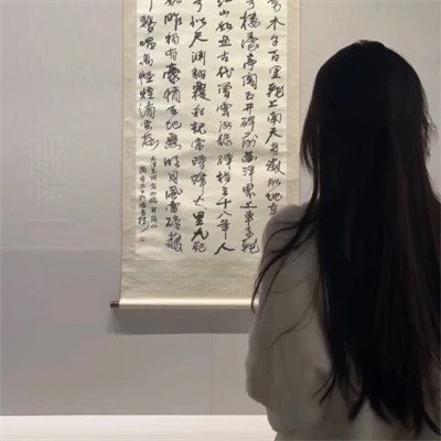2025年的女生头像真人单张