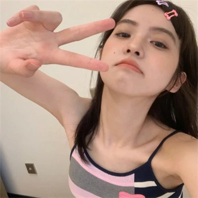 2025年最新头像图片女