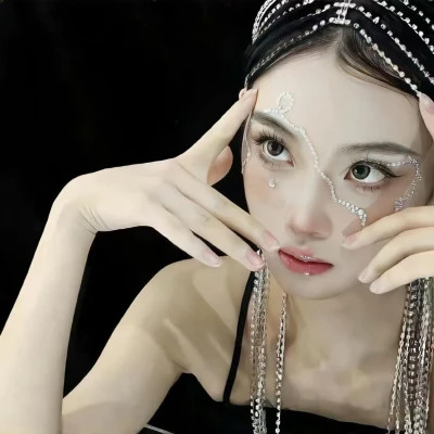 女生头像2025新款真人