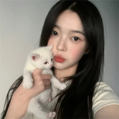 2025微信女生的头像图片真人