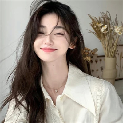 2025微信女生的头像图片真人
