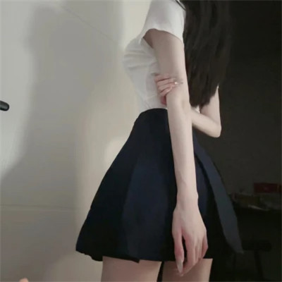 2025微信女生的头像图片真人