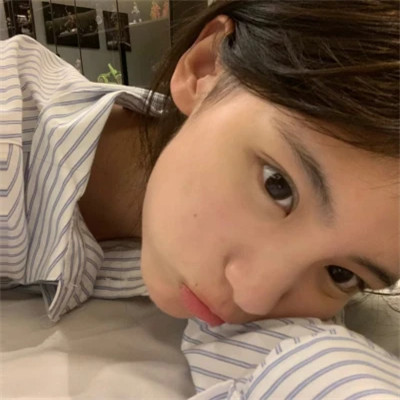 2025超火微信头像女真人