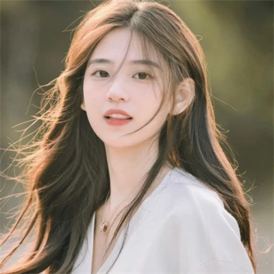 2025超火微信头像女真人