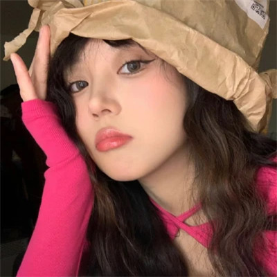 好看的微信女生版真人头像
