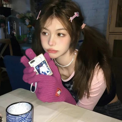 精选微信女生头像真人