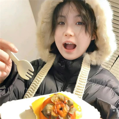 精选微信女生头像真人