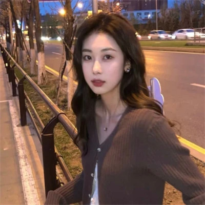 日常头像微信女生真人