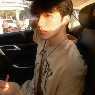 微信网图男生头像高清