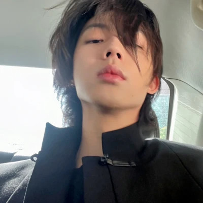 2025帅气的男头真人高清好看