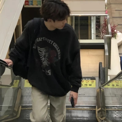 2025最火男生头像真人