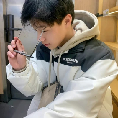 2025最潮最火真人男生头像