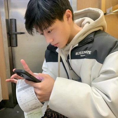 2025最火爆微信头像图片男