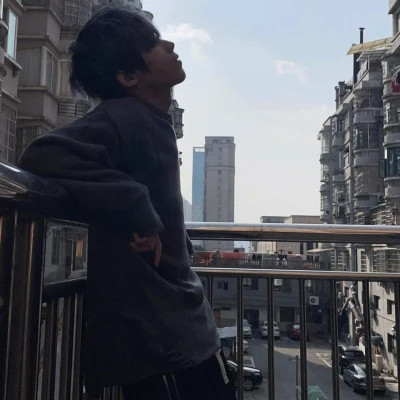 2025真人男生专属头像图片
