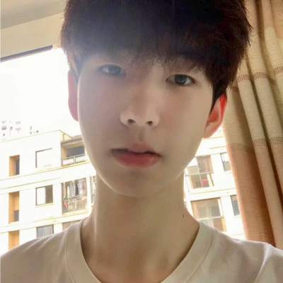 2025真人男生专属头像图片