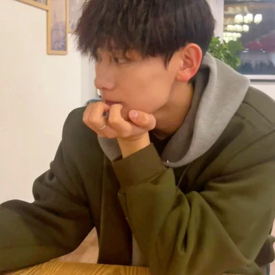 微信真人头像男生帅气高清