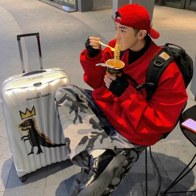 微信真人头像男生帅气高清
