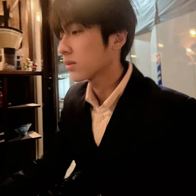 专用微信男生头像真人高清