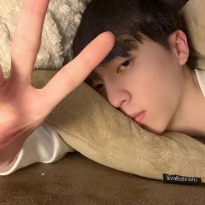 专用微信男生头像真人高清