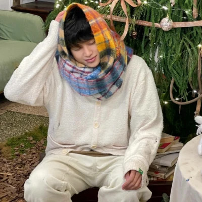 头像男生真人微信超酷