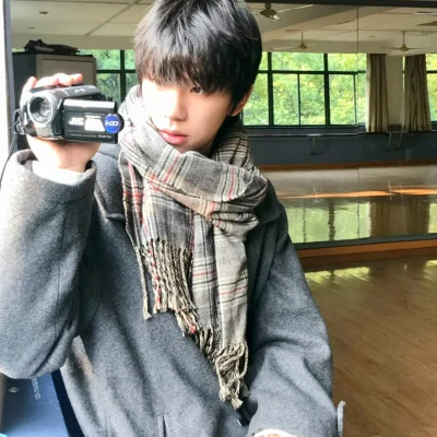 男生清晰微信头像真人
