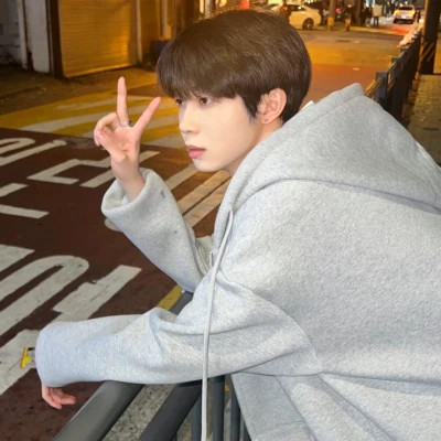 真人帅气男生头像微信高清