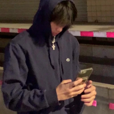 常用男生微信头像真人
