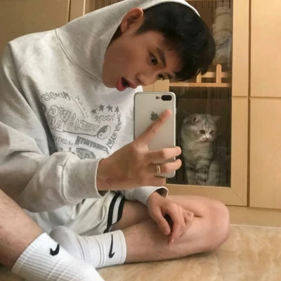男生微信头像照片真人