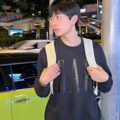 男生懒散微信头像真人
