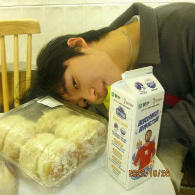男生懒散微信头像真人