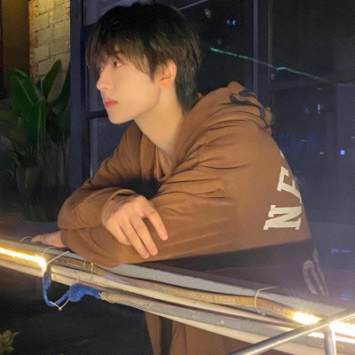 个性超级好看的男生真人帅气男头