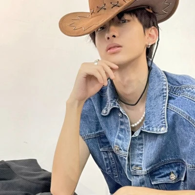 微信优质单身男生头像真人