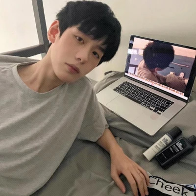 可以网恋的真实照片男头