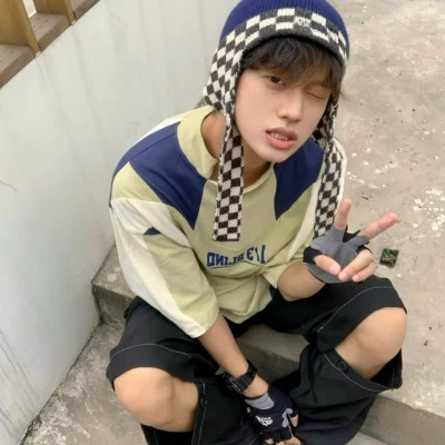男生头像真实生活照