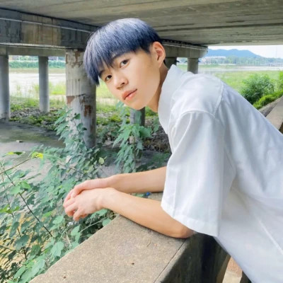 真人版男生头像