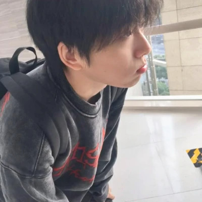 抖音最火100张头像男生