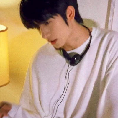 抖音最火100张头像男生
